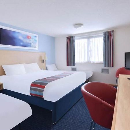 Travelodge Озуэстри Экстерьер фото