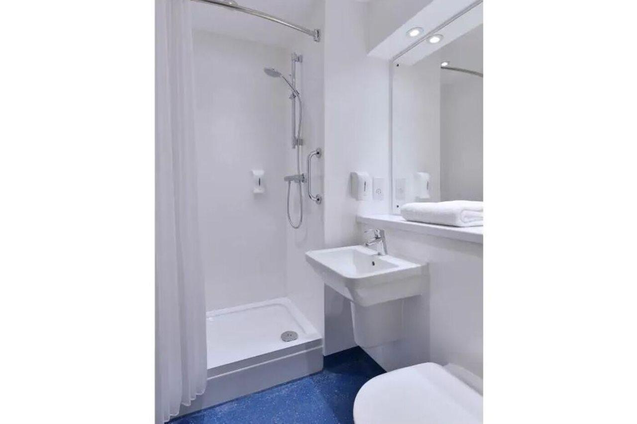 Travelodge Озуэстри Экстерьер фото
